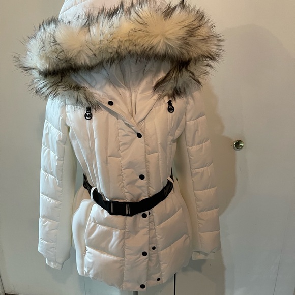 ❤️SOLD❤️NWOT Micheal Kors Jacket - Picture 4 of 14